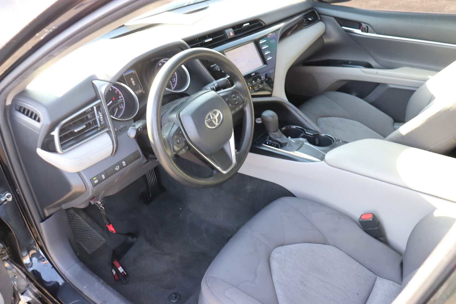 Thumbnail: 2020 Toyota Camry - 10