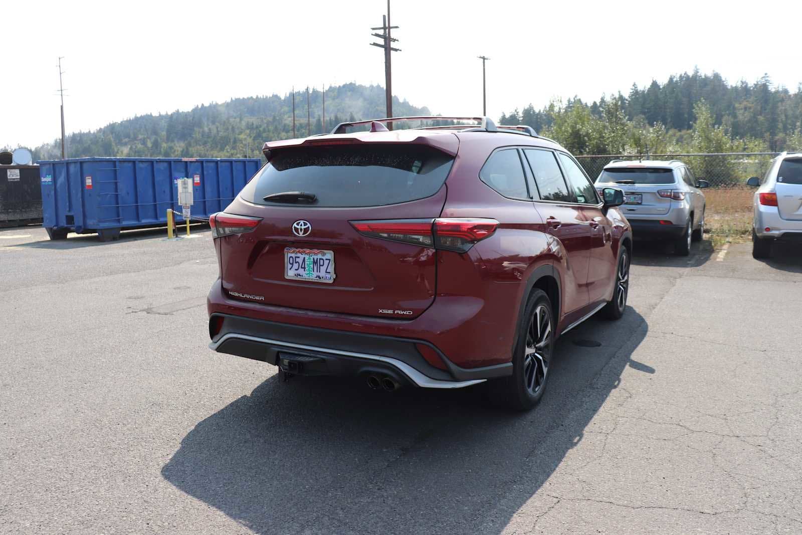Thumbnail: 2021 Toyota Highlander - 5
