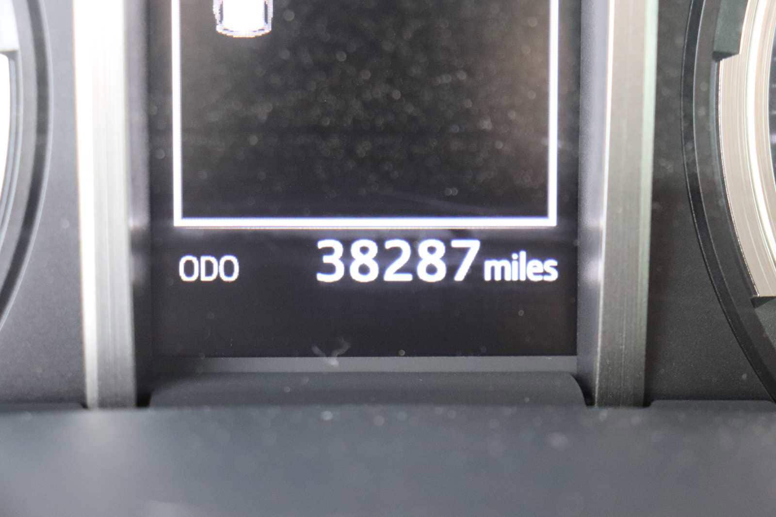 Thumbnail: 2022 Toyota 4Runner - 11