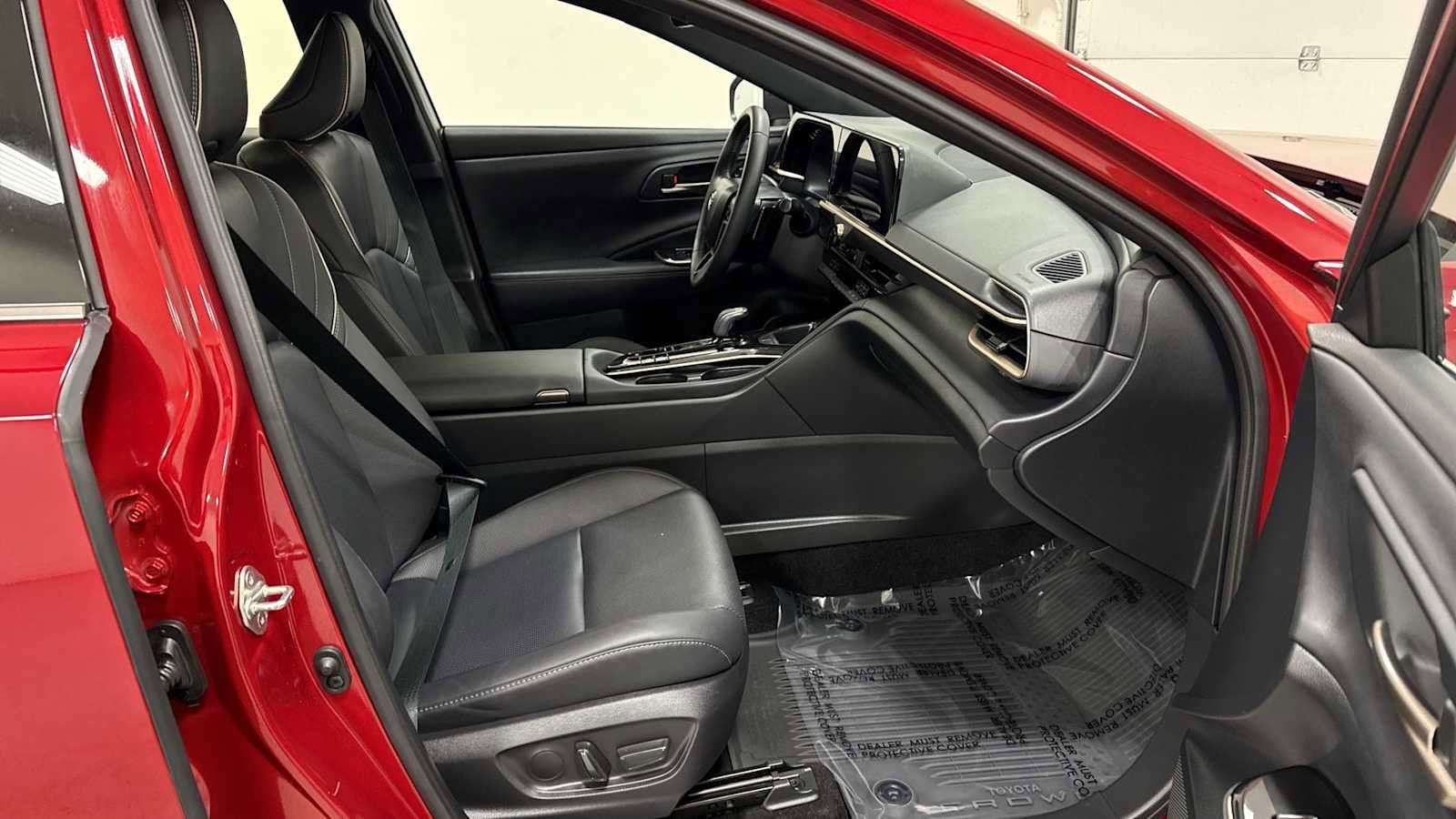 Thumbnail: 2025 Toyota Crown Signia - 29