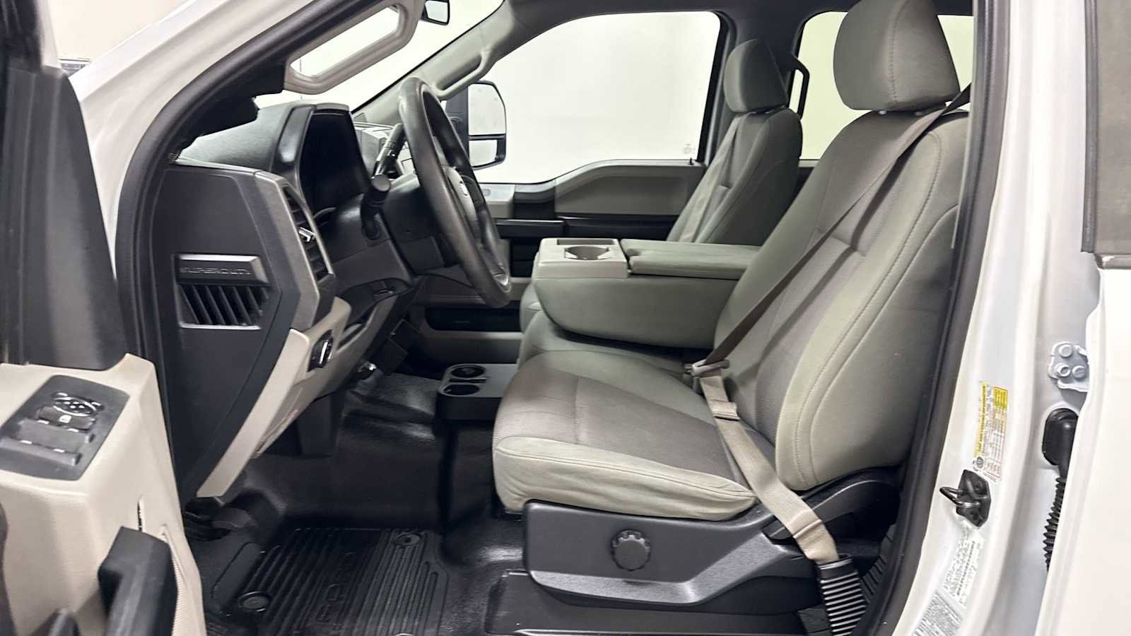 Thumbnail: 2017 Ford F-250 - 13