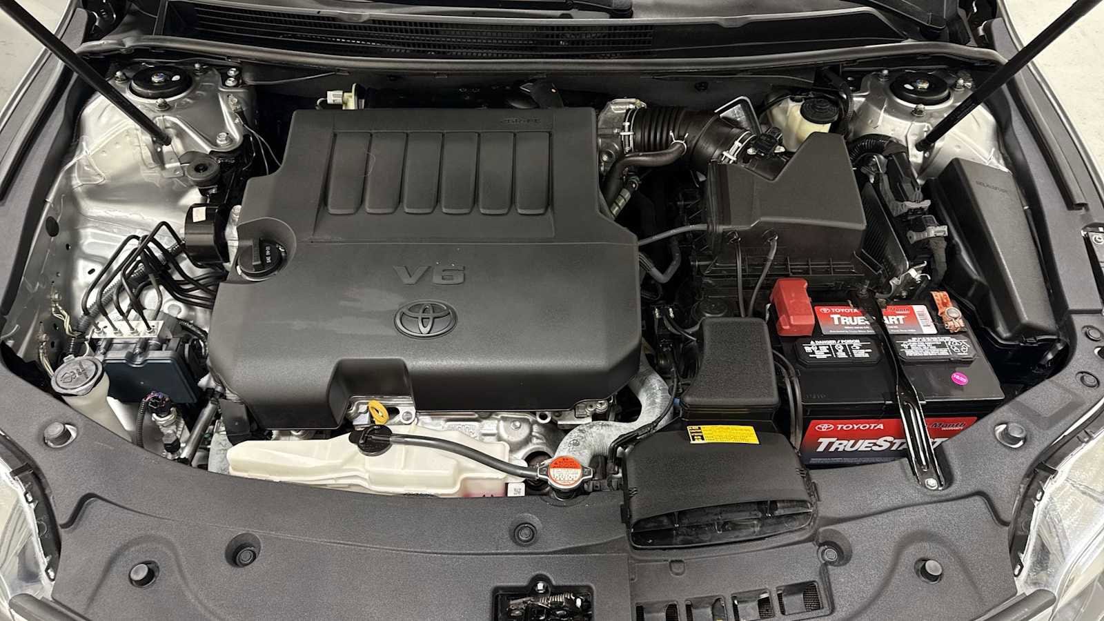 Thumbnail: 2016 Toyota Avalon - 31