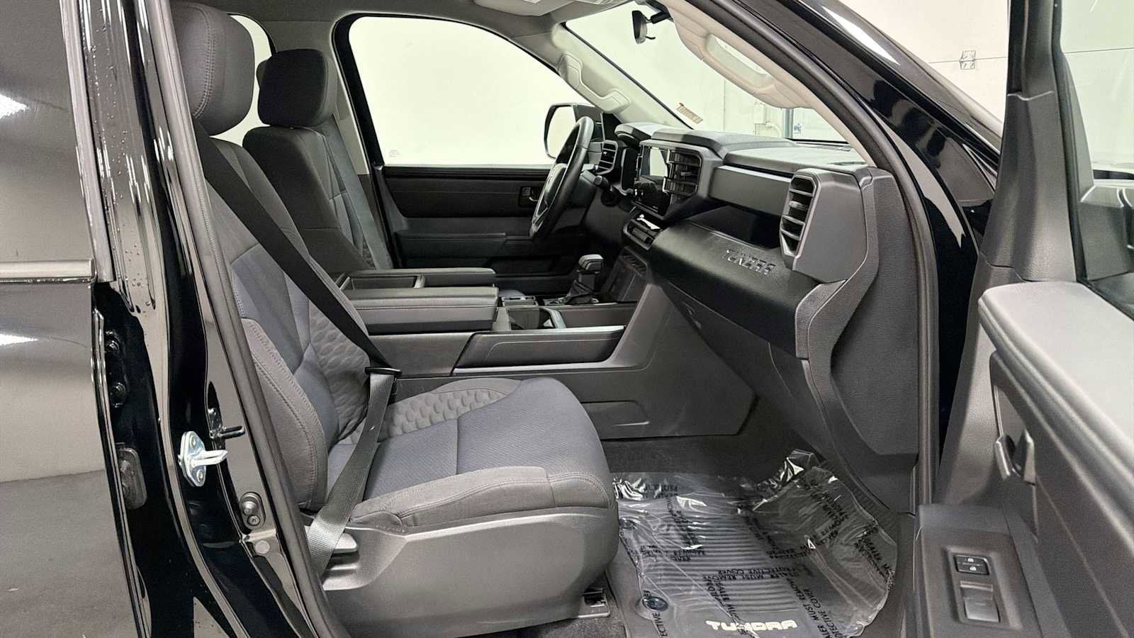 Thumbnail: 2023 Toyota Tundra - 29