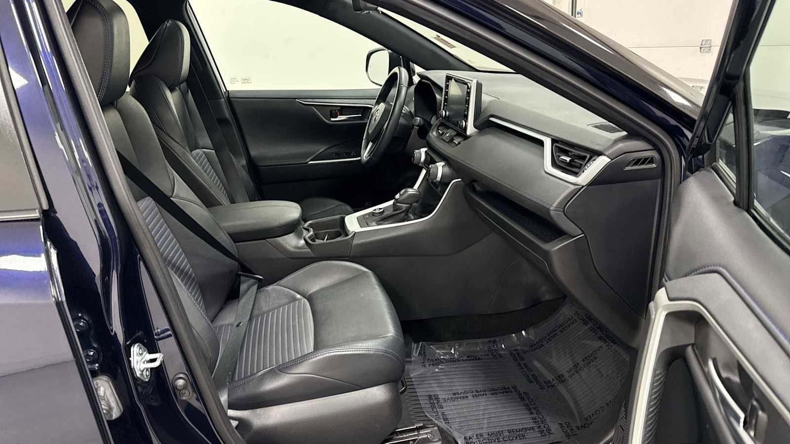 Thumbnail: 2021 Toyota RAV4 - 29