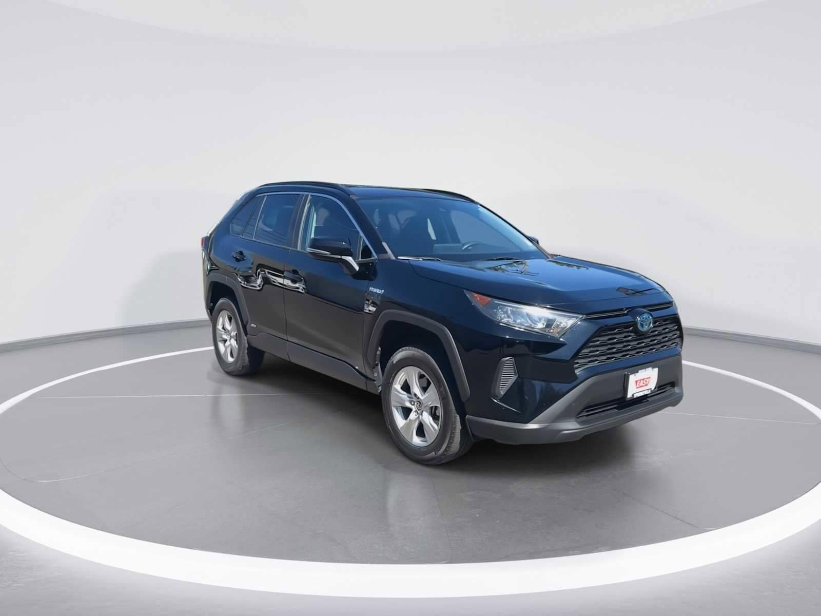 Used 2021 Toyota RAV4 LE with VIN 4T3MWRFVXMU015632 for sale in Springfield, OR