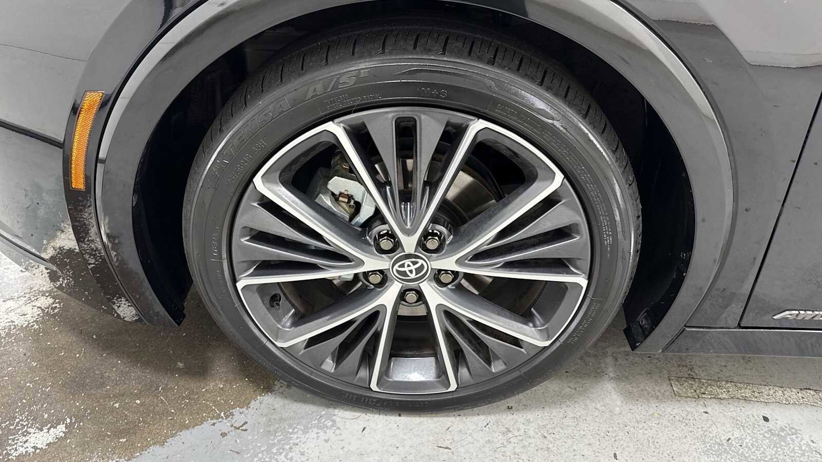 Thumbnail: 2025 Toyota Prius - 10