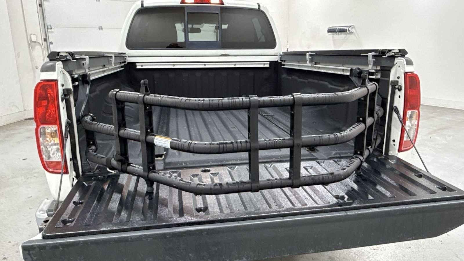 Thumbnail: 2018 Nissan Frontier - 27