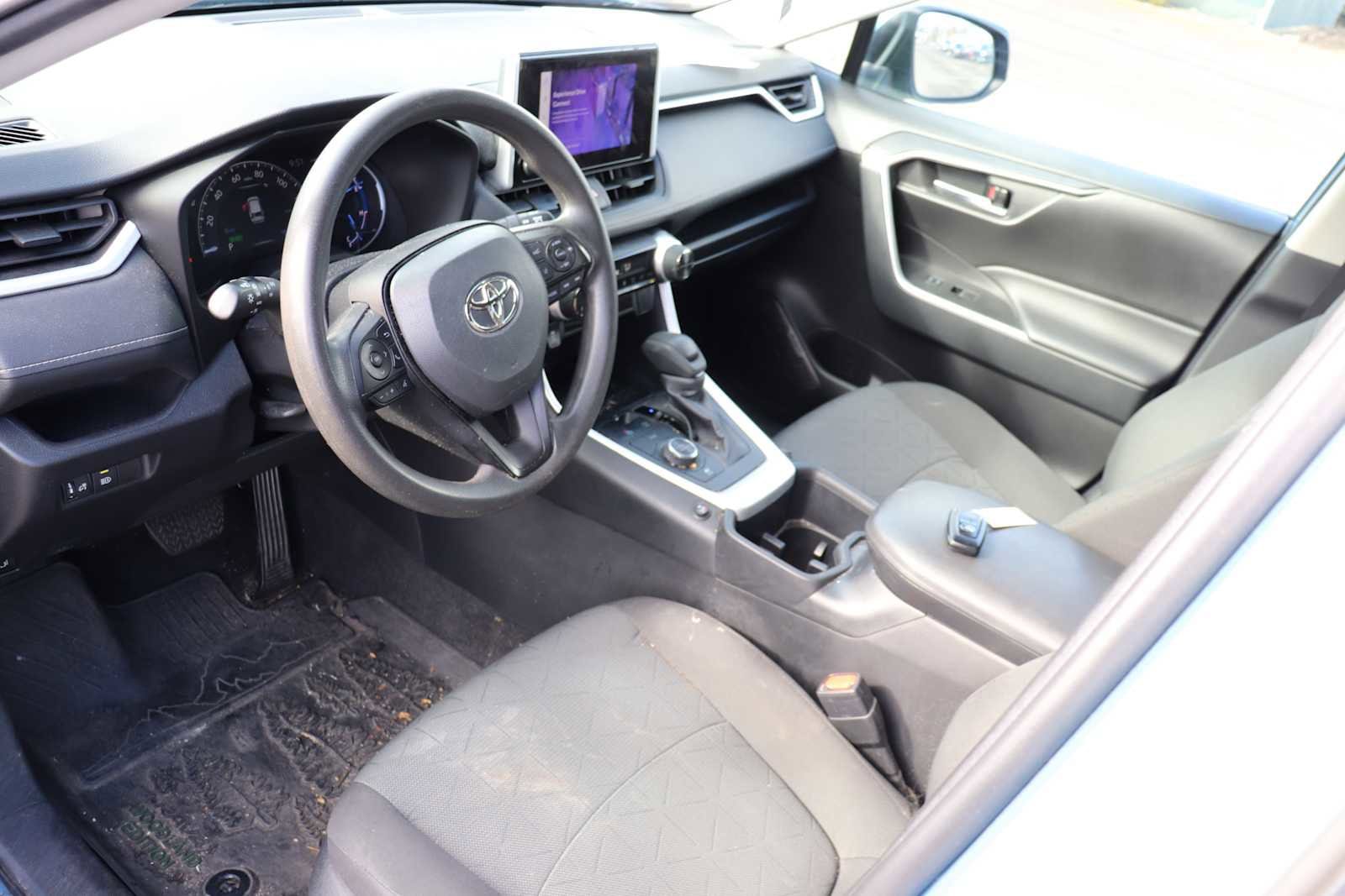 Thumbnail: 2023 Toyota RAV4 - 10