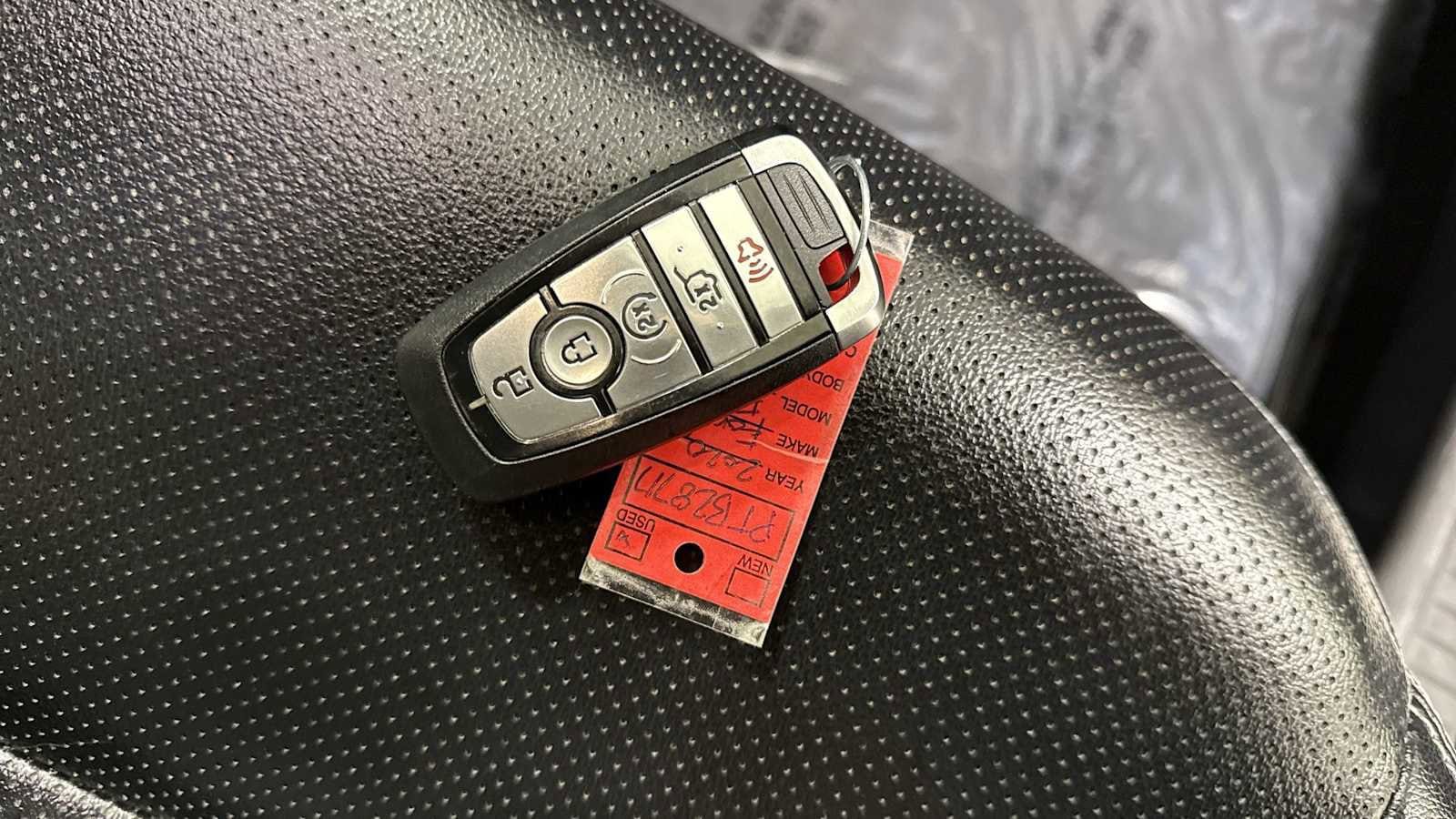 Thumbnail: 2022 Ford Escape - 31