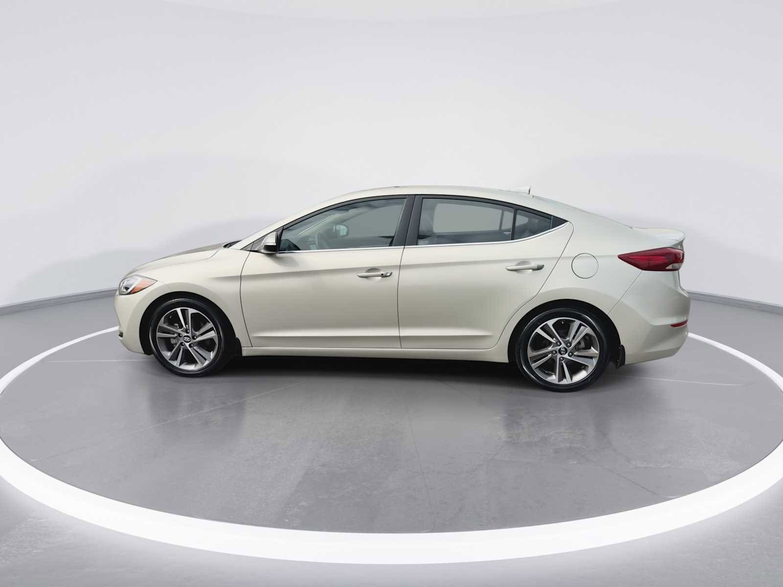 Thumbnail: 2018 Hyundai Elantra - 5
