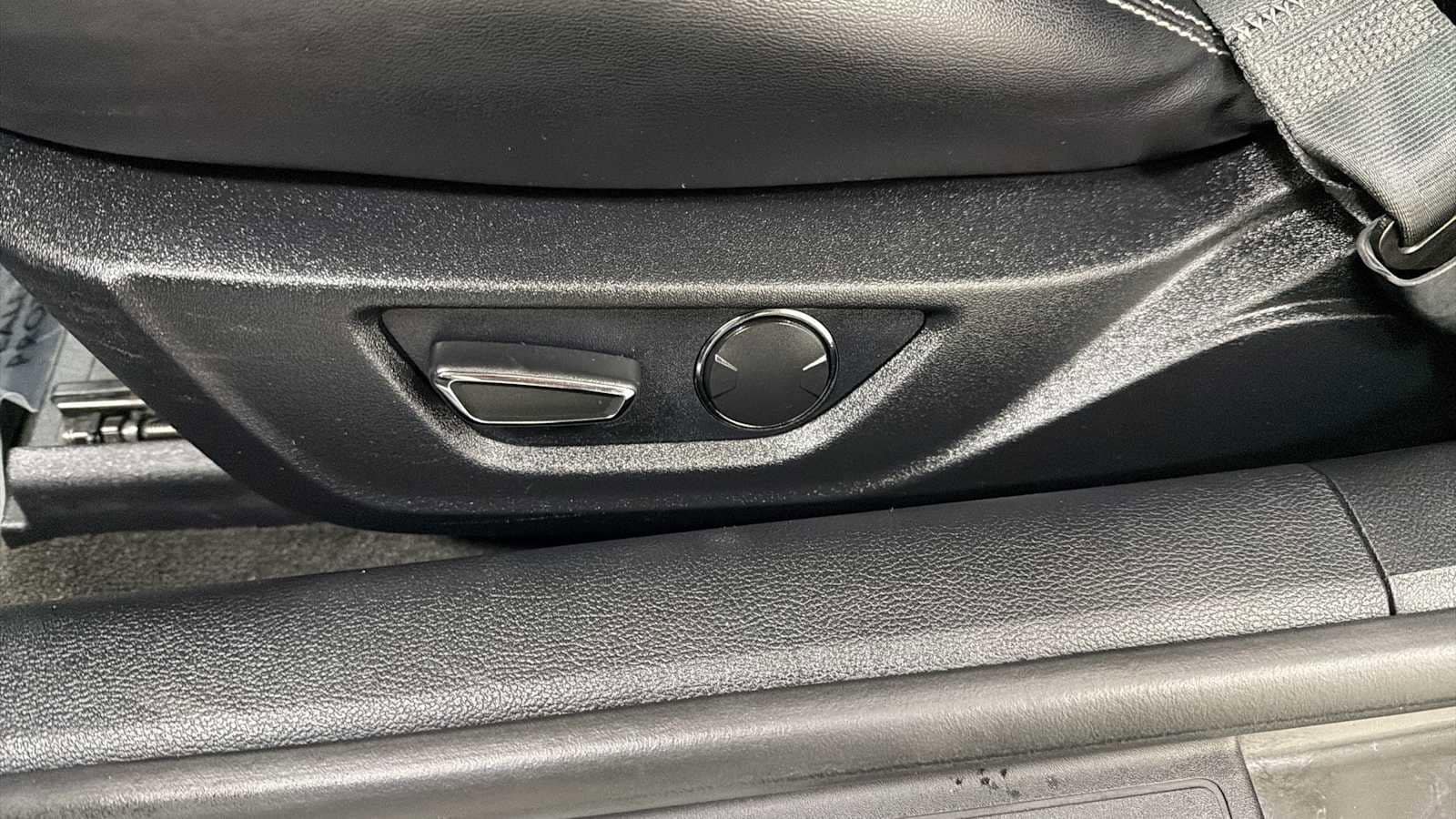 Thumbnail: 2018 Ford Mustang - 14