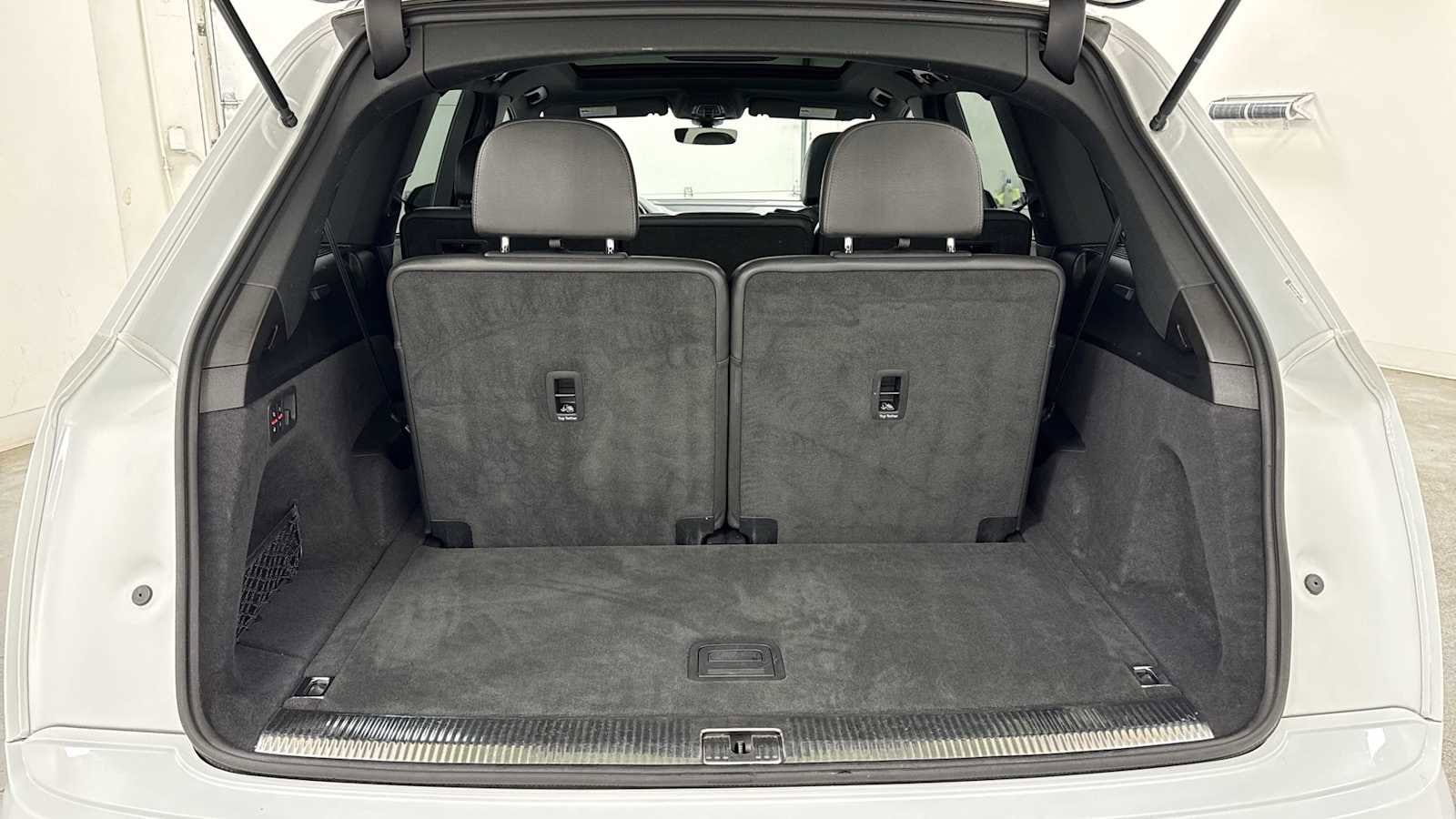 Thumbnail: 2019 Audi Q7 - 29