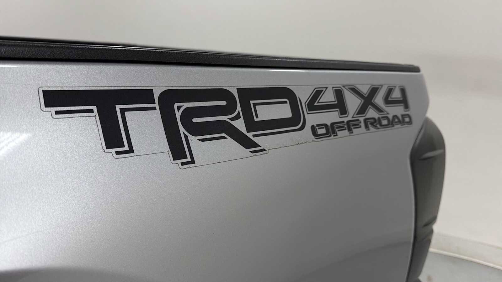 Thumbnail: 2018 Toyota Tacoma - 27