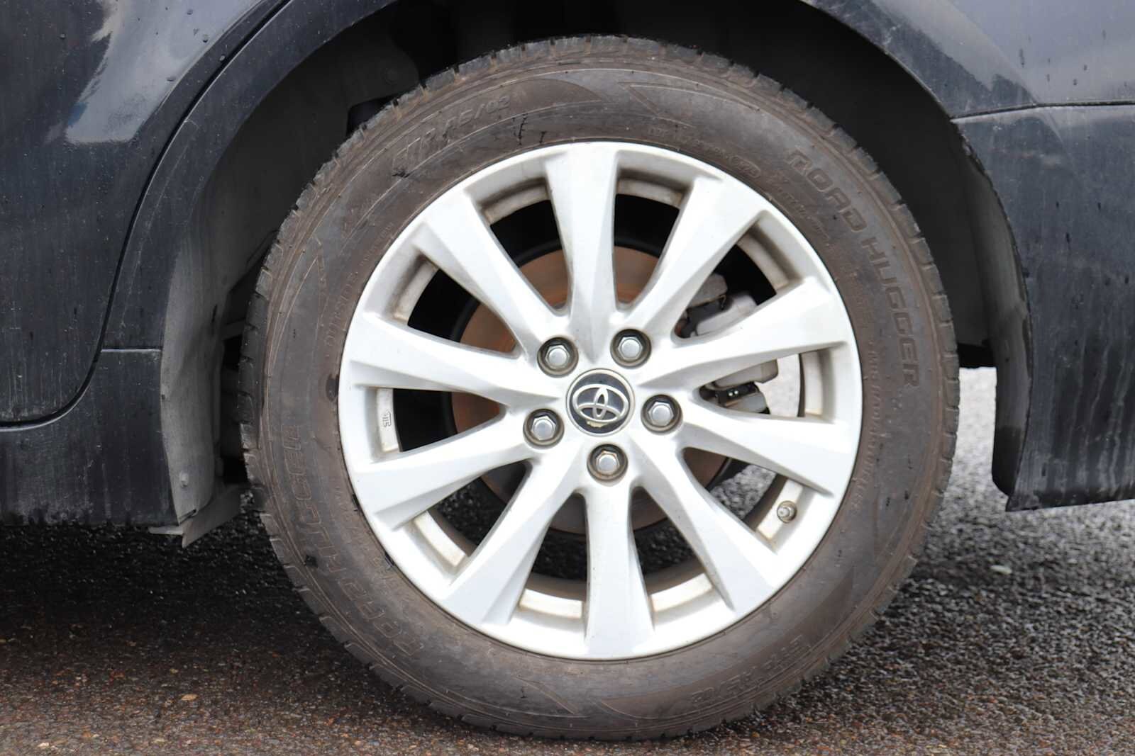 Thumbnail: 2018 Toyota Camry - 9