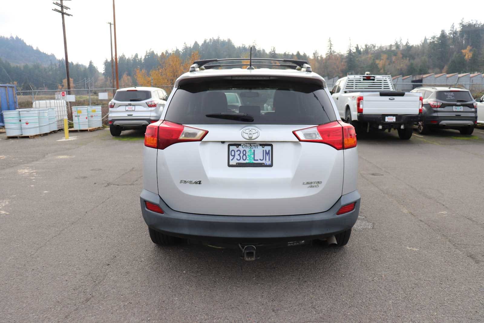 Thumbnail: 2015 Toyota RAV4 - 6