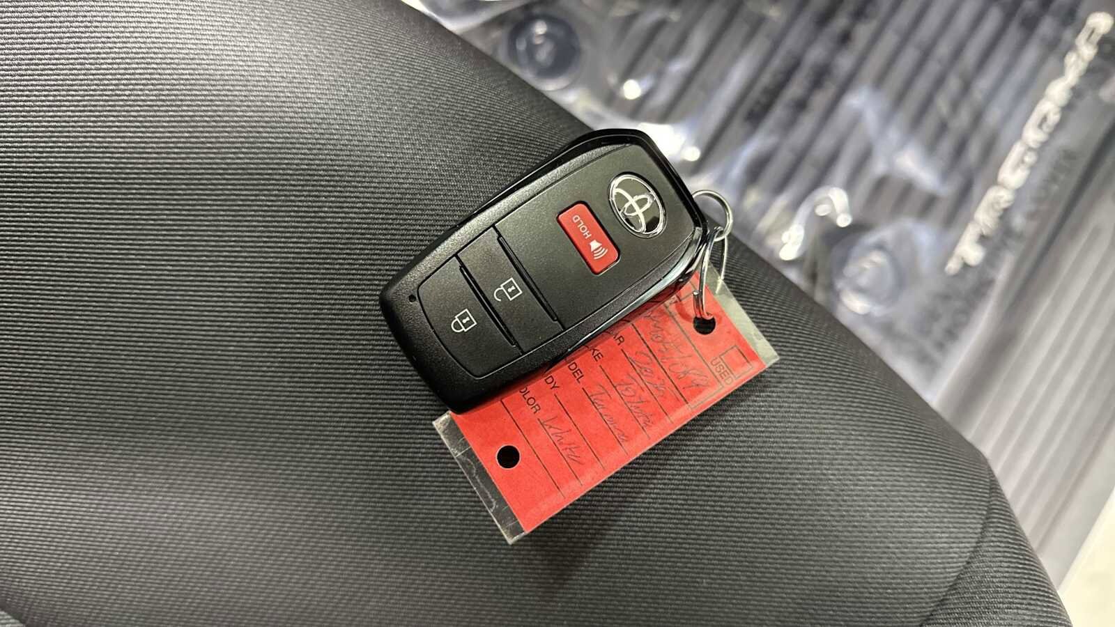 Thumbnail: 2025 Toyota Tacoma - 31