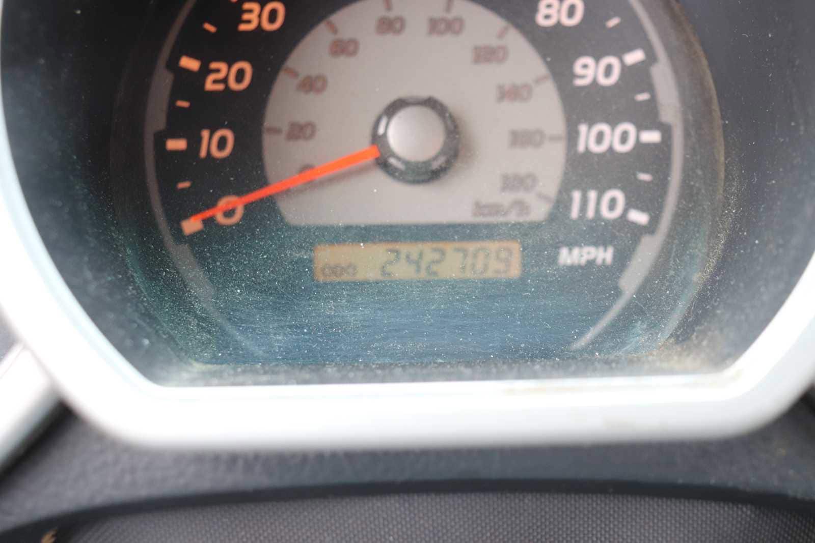 Thumbnail: 2003 Toyota 4Runner - 11