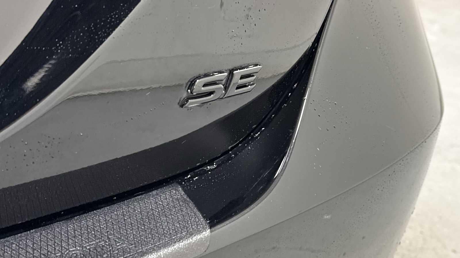 Thumbnail: 2023 Toyota Camry - 27