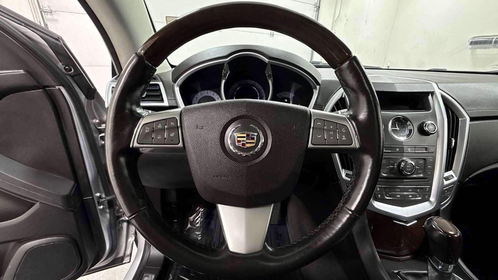 Thumbnail: 2012 Cadillac SRX - 16