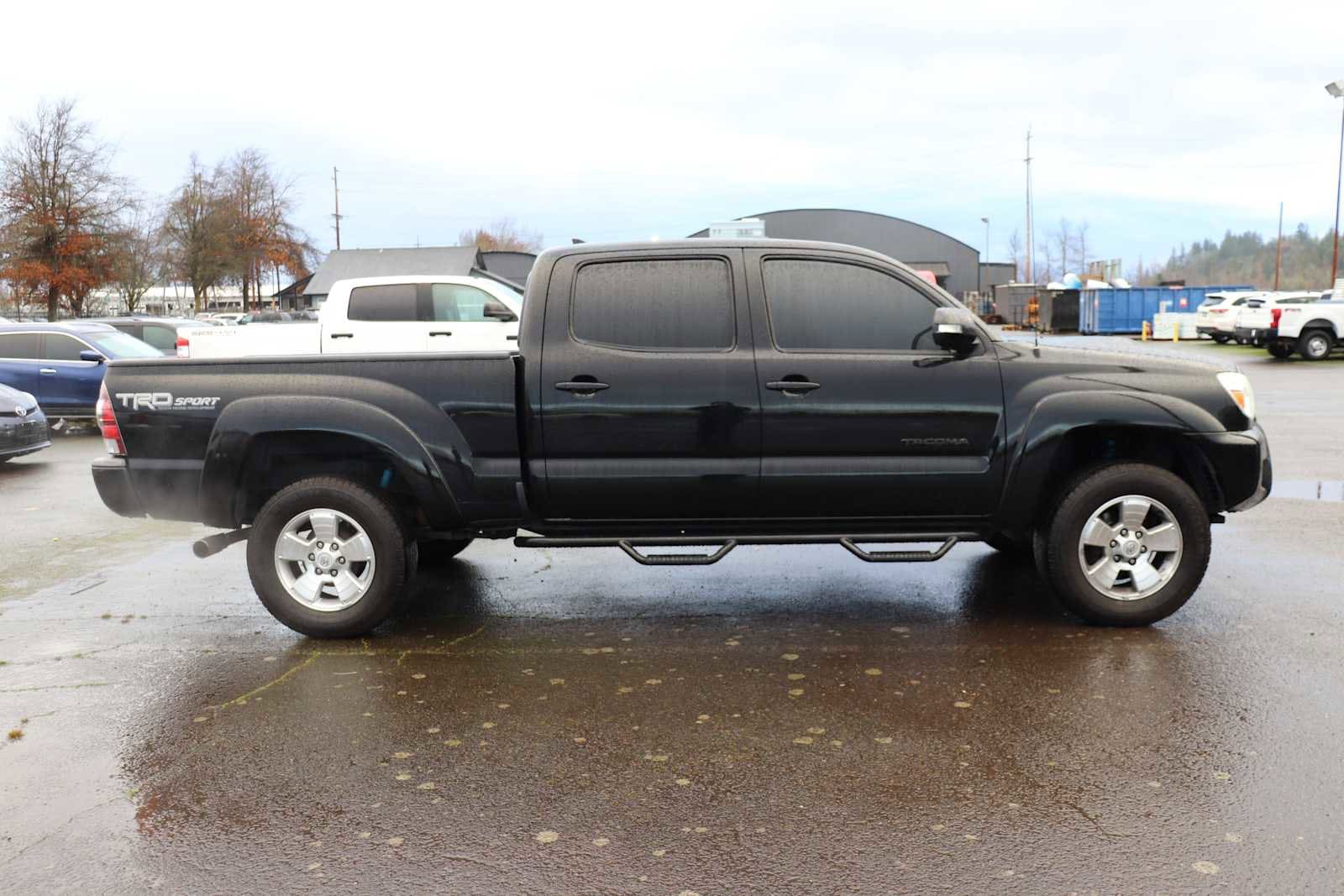 Thumbnail: 2014 Toyota Tacoma - 4