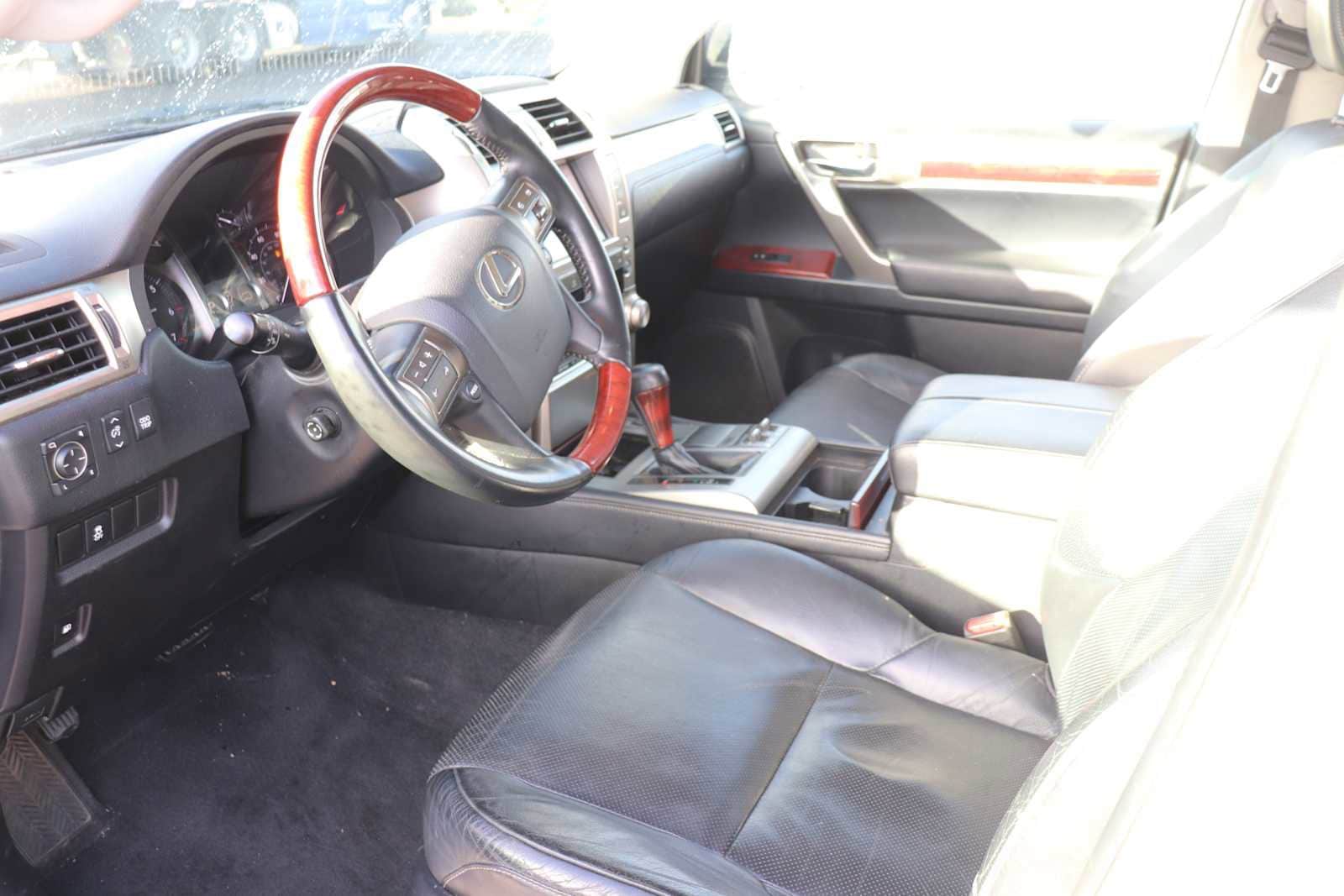 Thumbnail: 2013 Lexus GX - 10