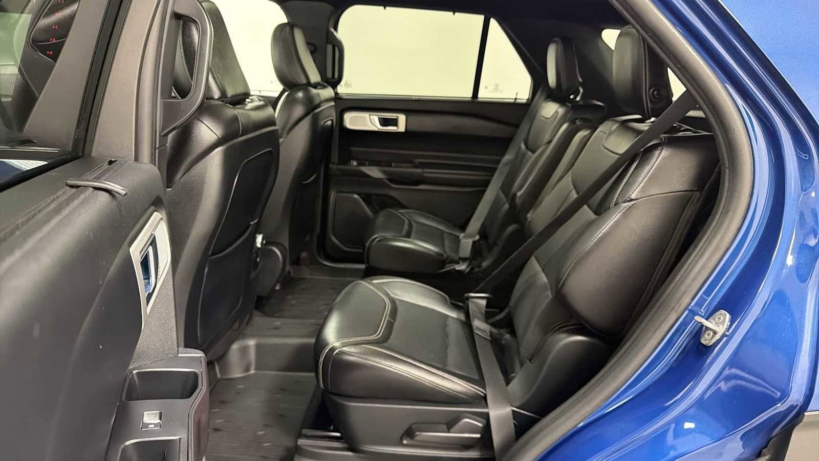 Thumbnail: 2020 Ford Explorer - 24