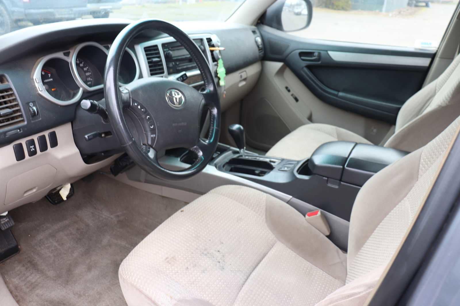 Thumbnail: 2003 Toyota 4Runner - 10