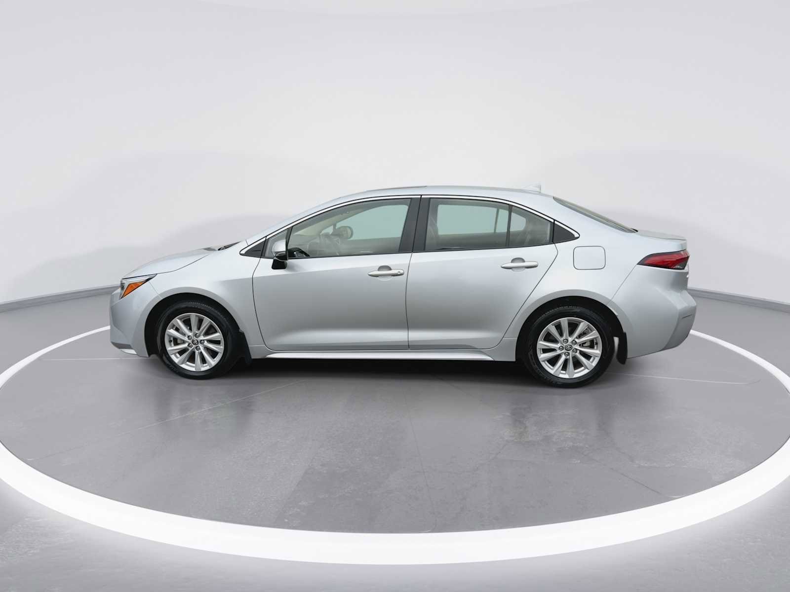 Thumbnail: 2024 Toyota Corolla - 5