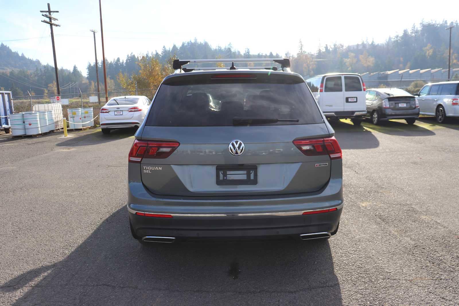 Thumbnail: 2021 Volkswagen Tiguan - 6