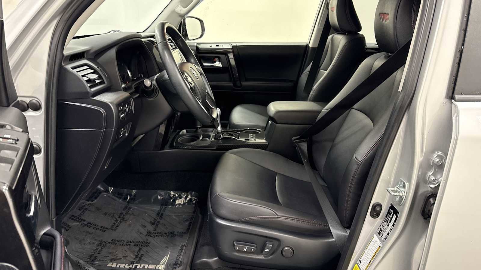 Thumbnail: 2022 Toyota 4Runner - 13