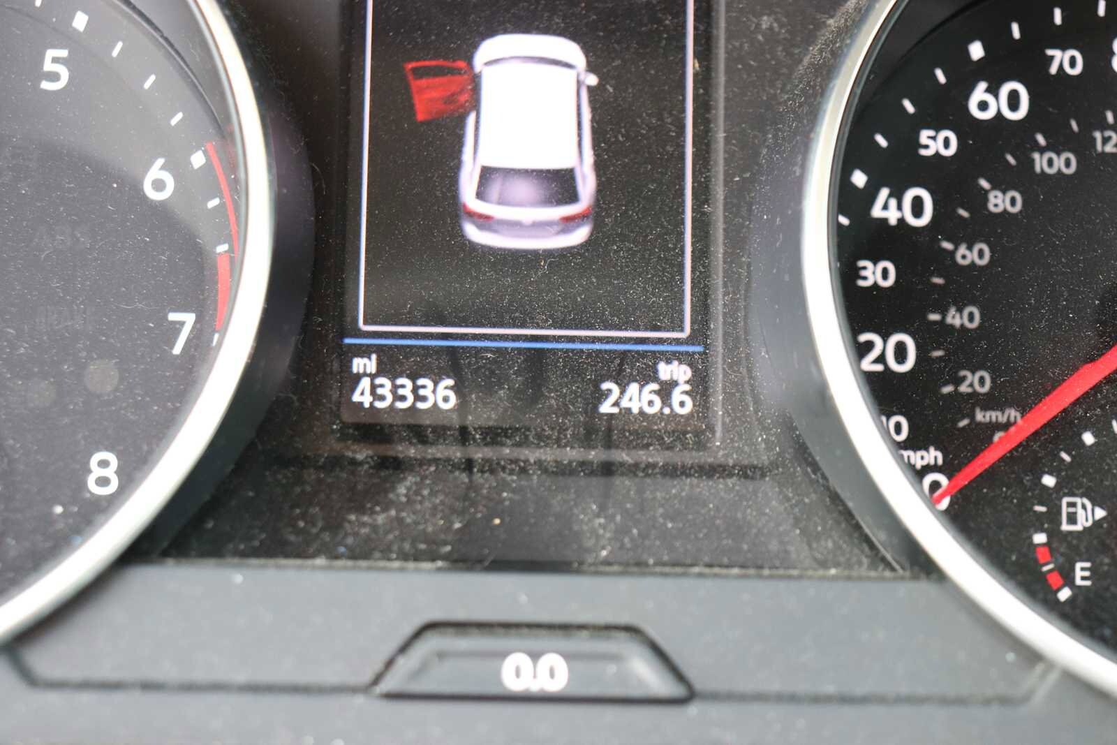 Thumbnail: 2019 Volkswagen Tiguan - 11