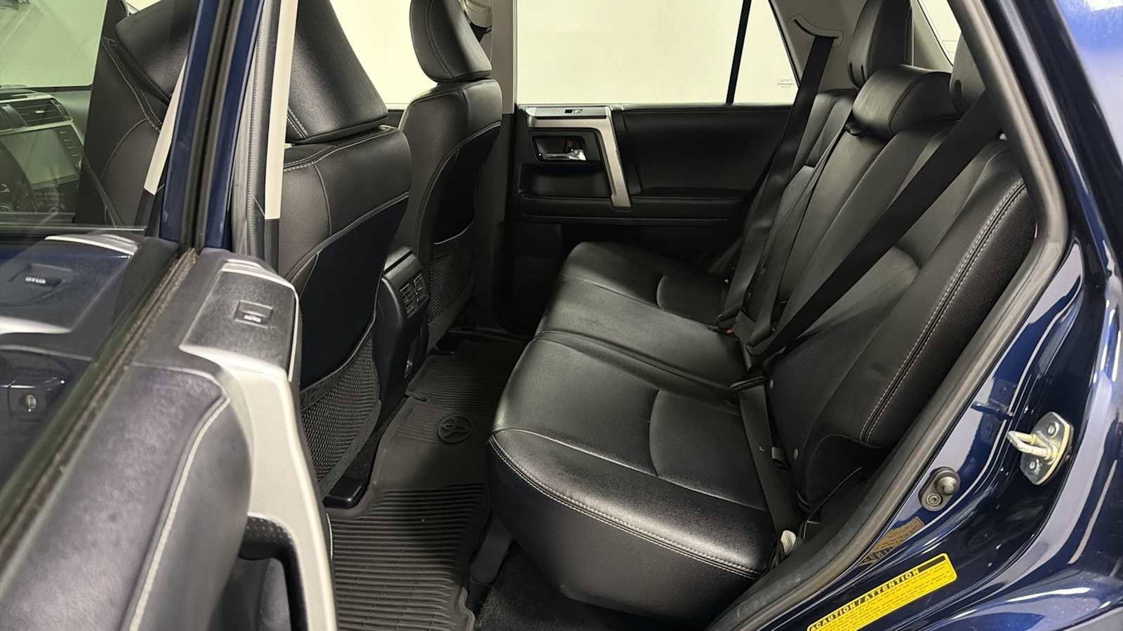 Thumbnail: 2022 Toyota 4Runner - 23