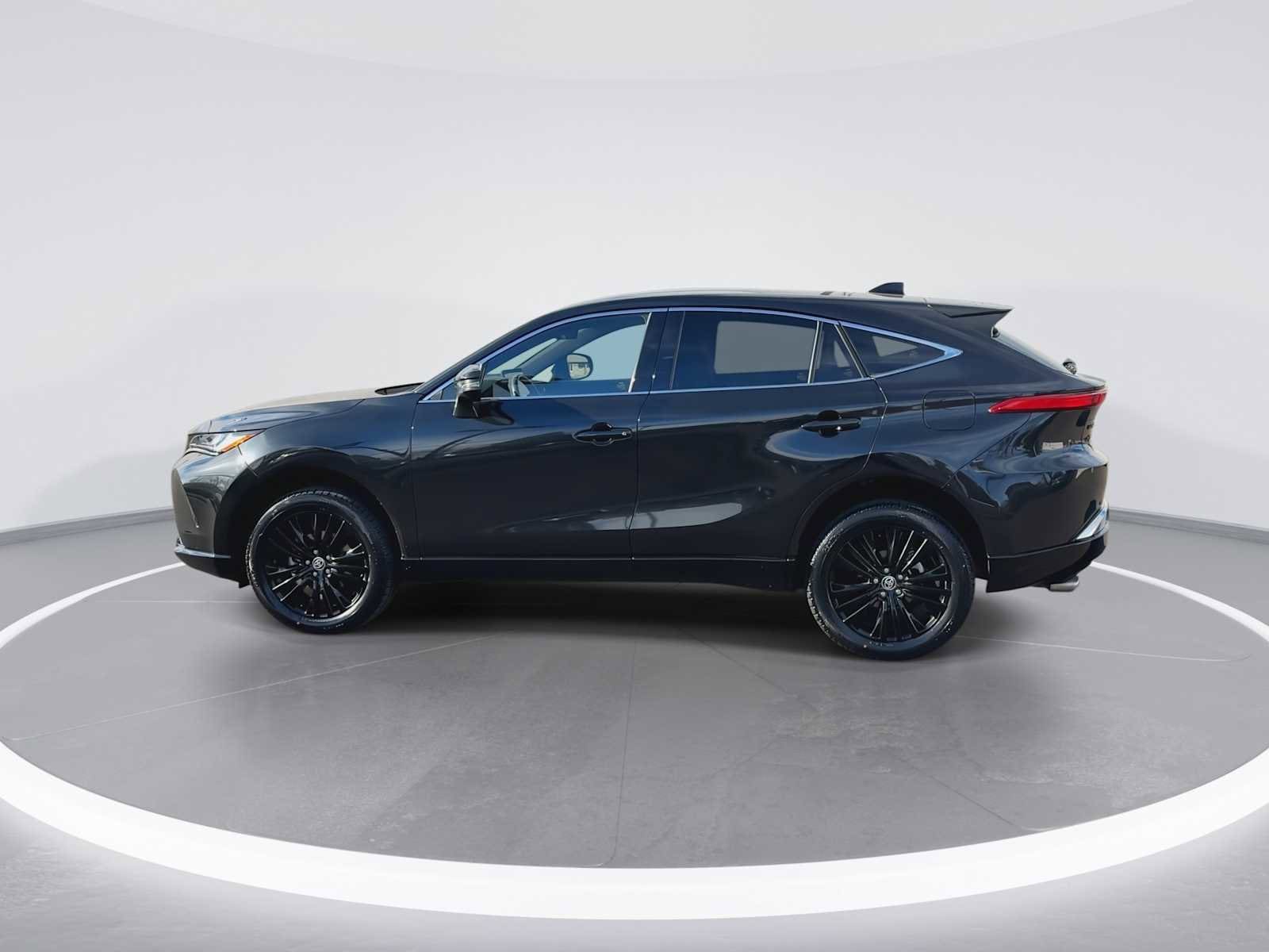 Thumbnail: 2023 Toyota Venza - 5