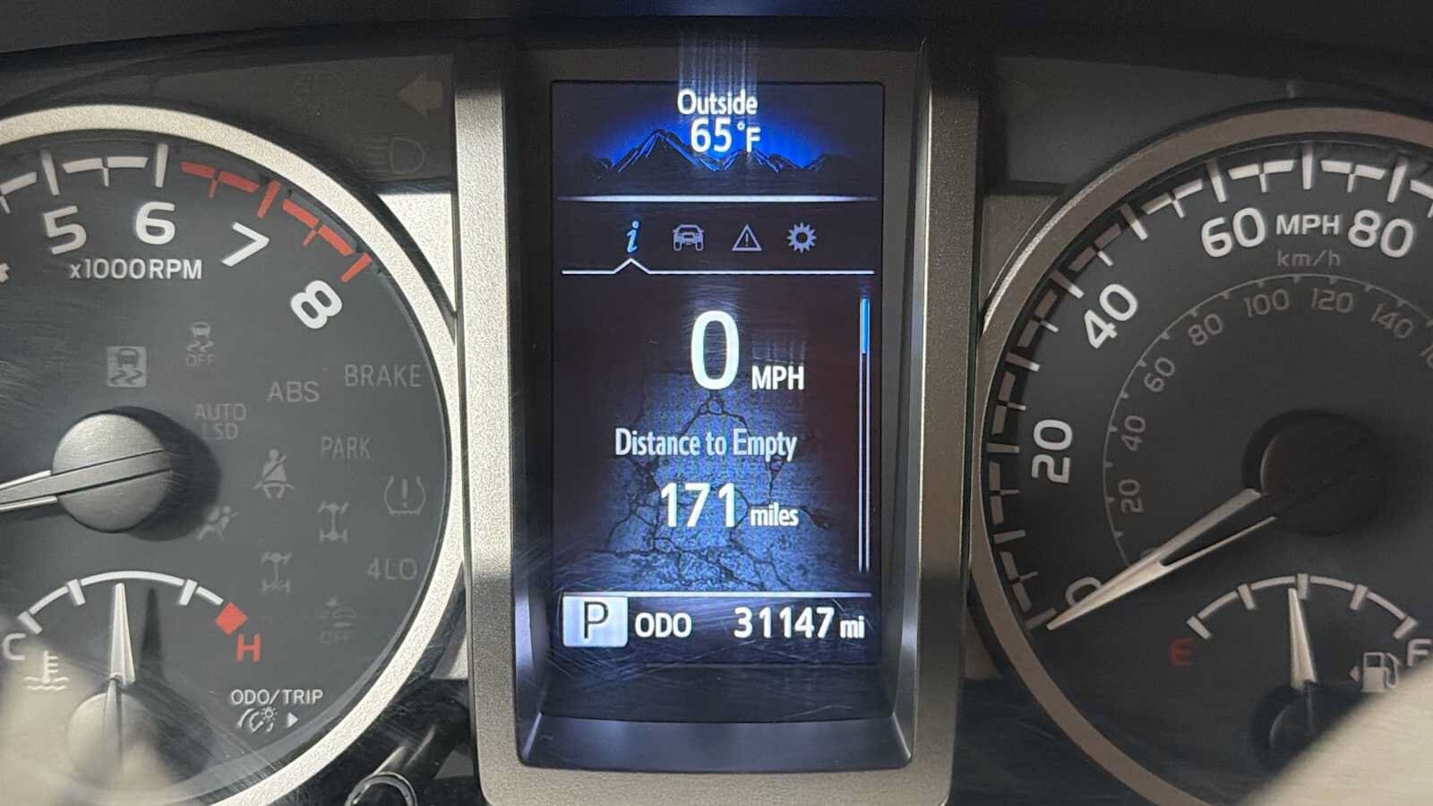 Thumbnail: 2021 Toyota Tacoma - 17