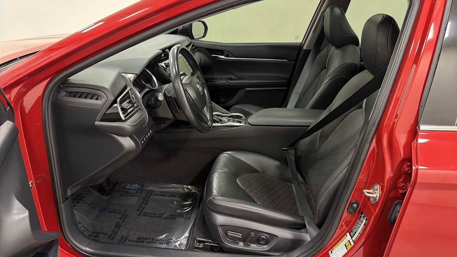 Thumbnail: 2019 Toyota Camry - 13