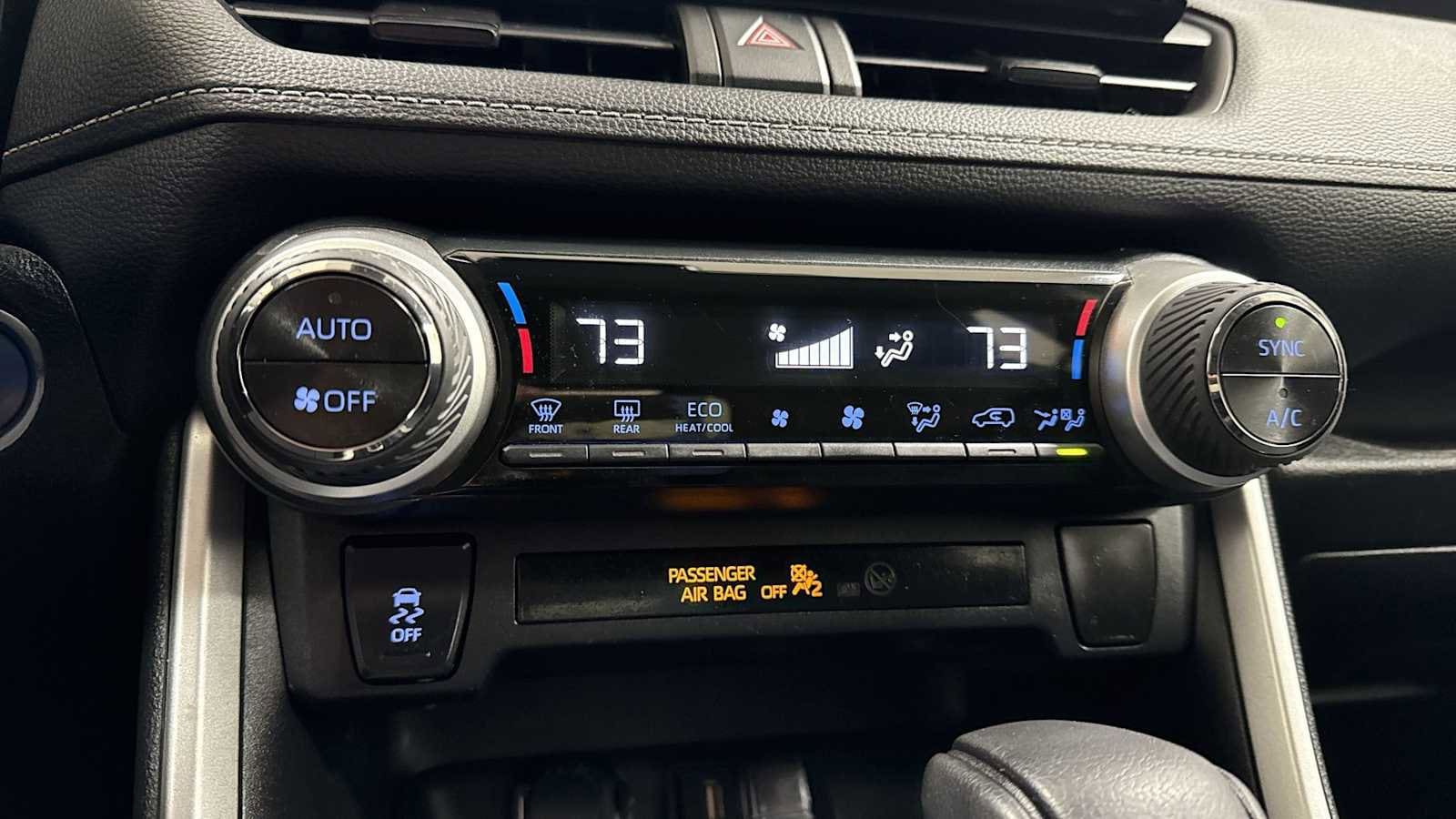 Thumbnail: 2021 Toyota RAV4 - 20