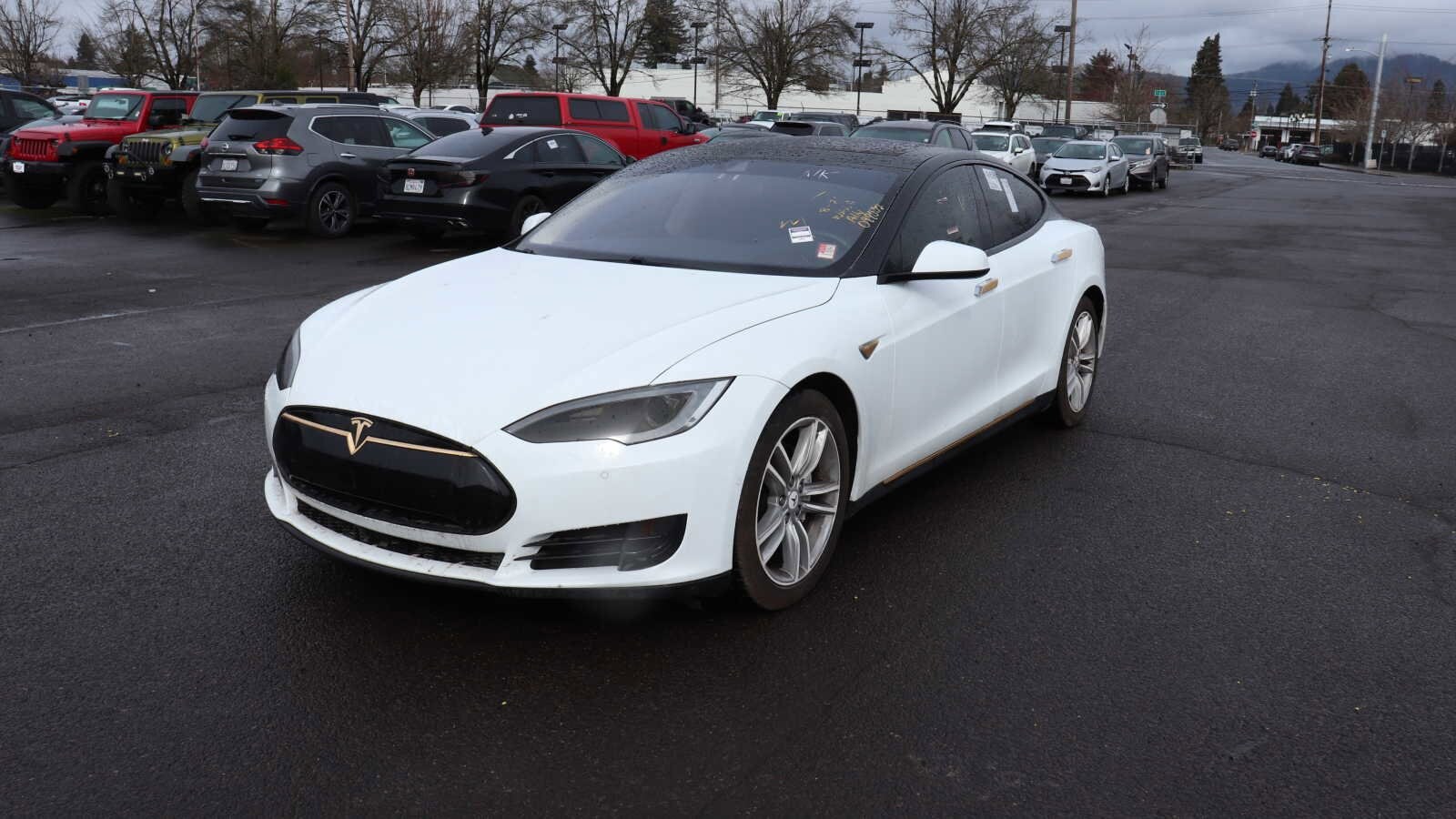 2015 Tesla Model S 60D AWD -
                Springfield, OR
