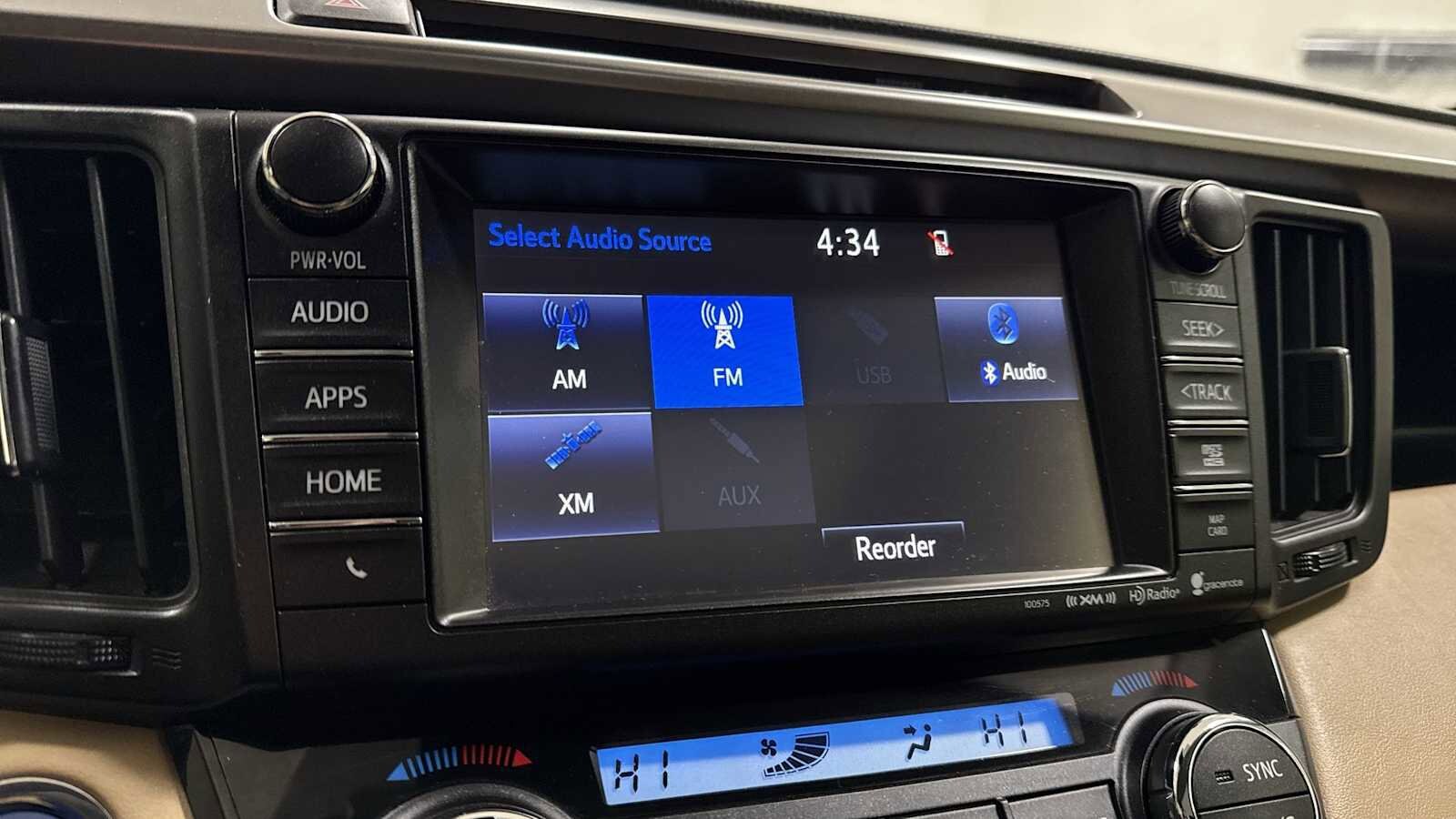 Thumbnail: 2017 Toyota RAV4 - 18