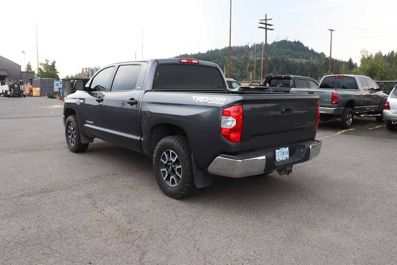 Thumbnail: 2018 Toyota Tundra - 7