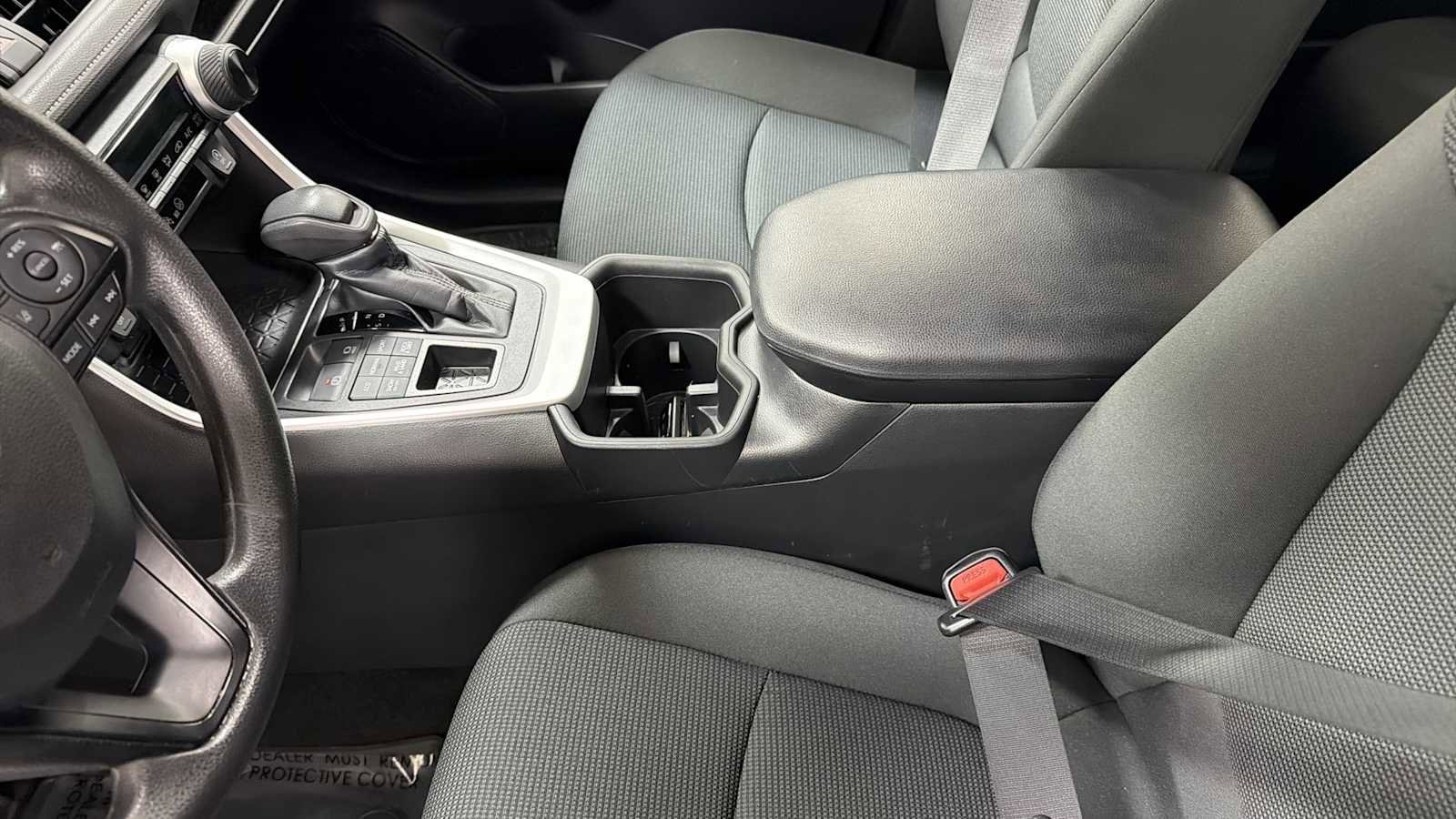 Thumbnail: 2022 Toyota RAV4 - 22