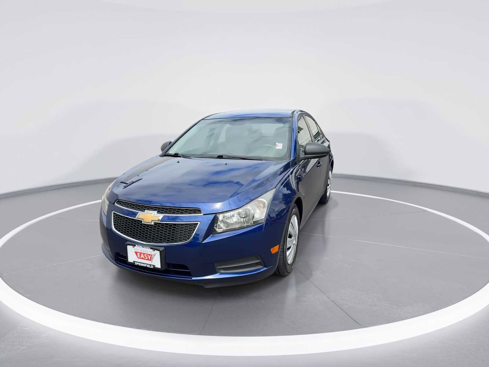 Thumbnail: 2012 Chevrolet Cruze - 3