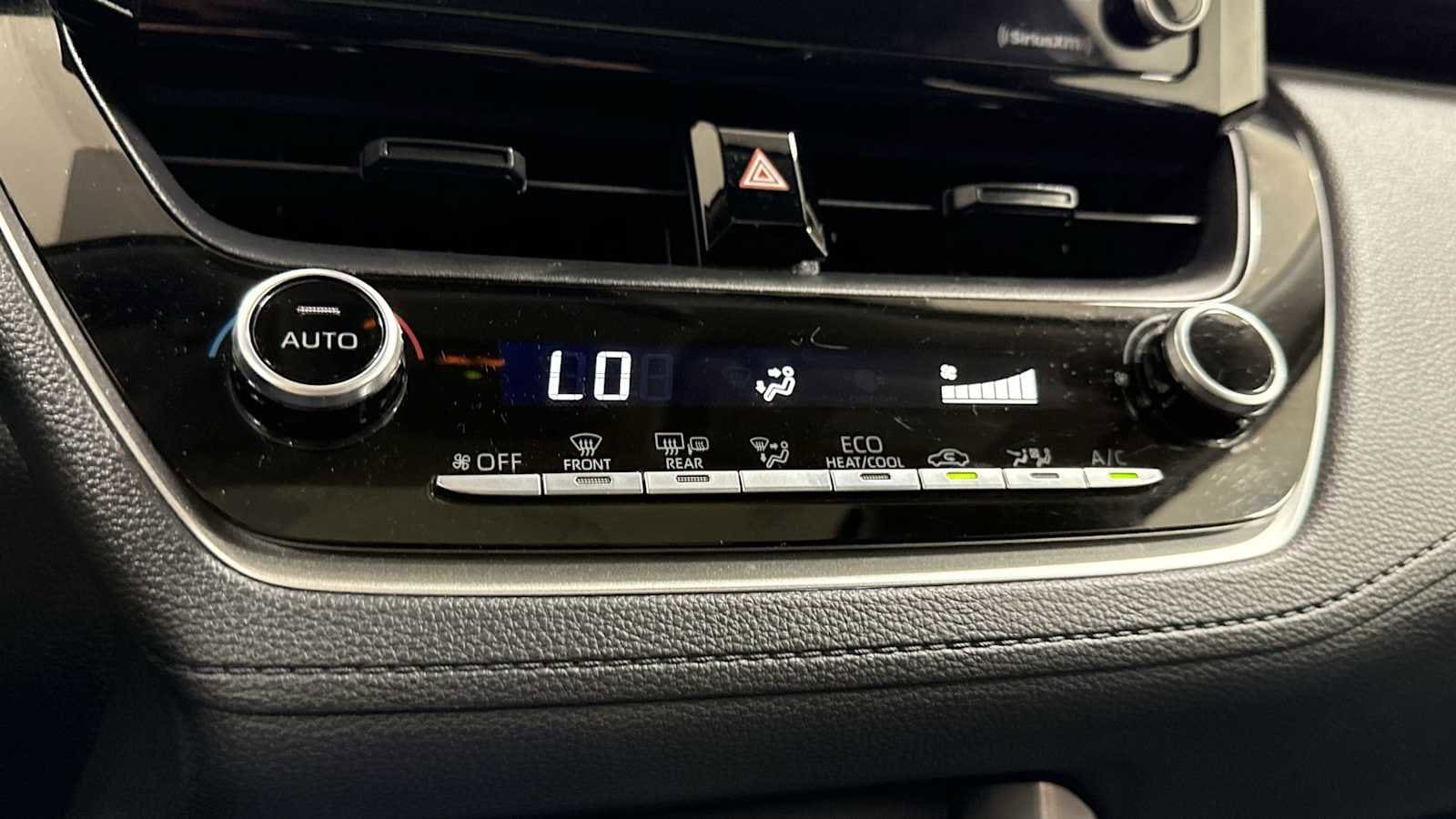 Thumbnail: 2022 Toyota Corolla Cross - 20