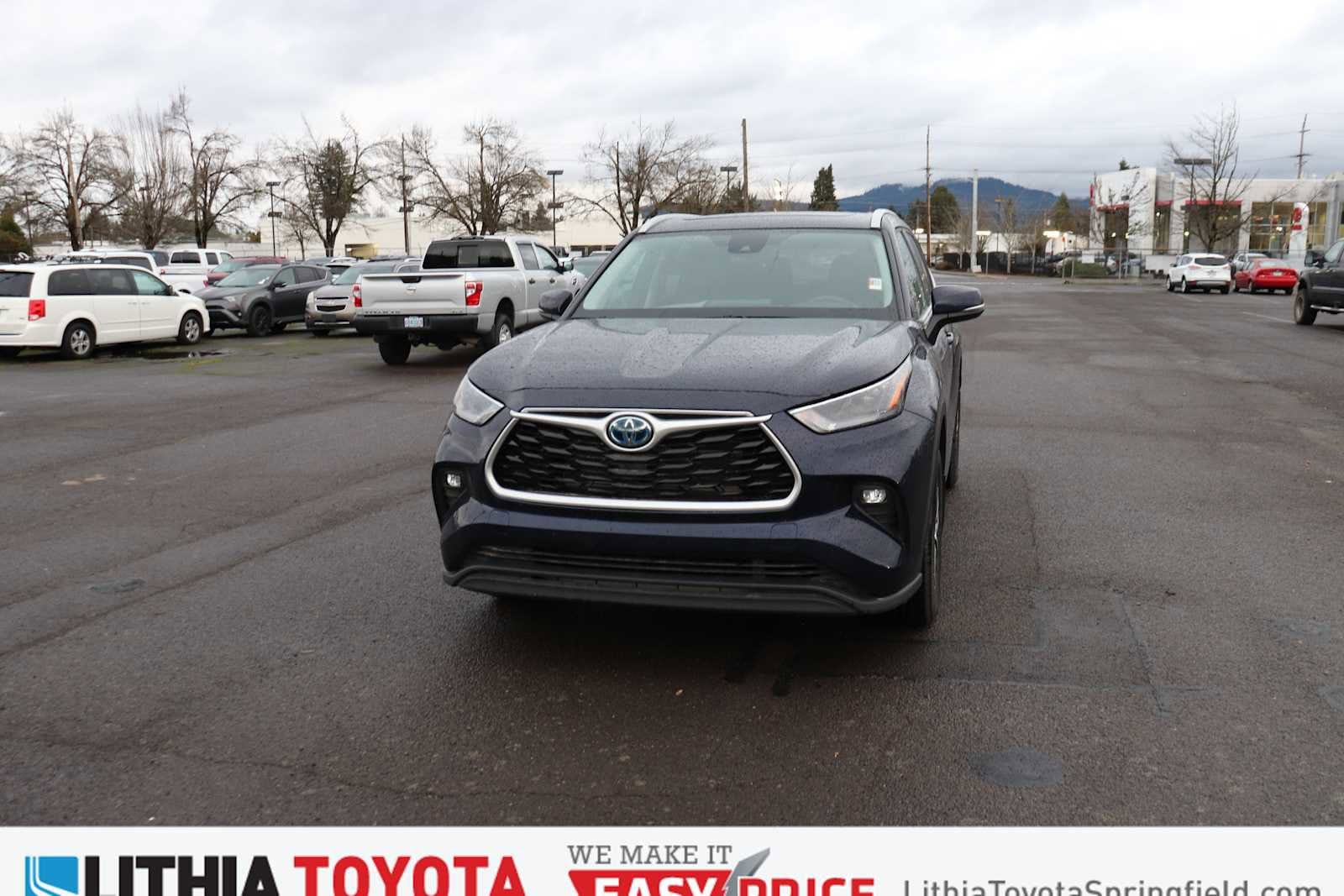 2022 Toyota Highlander Hybrid SUV 