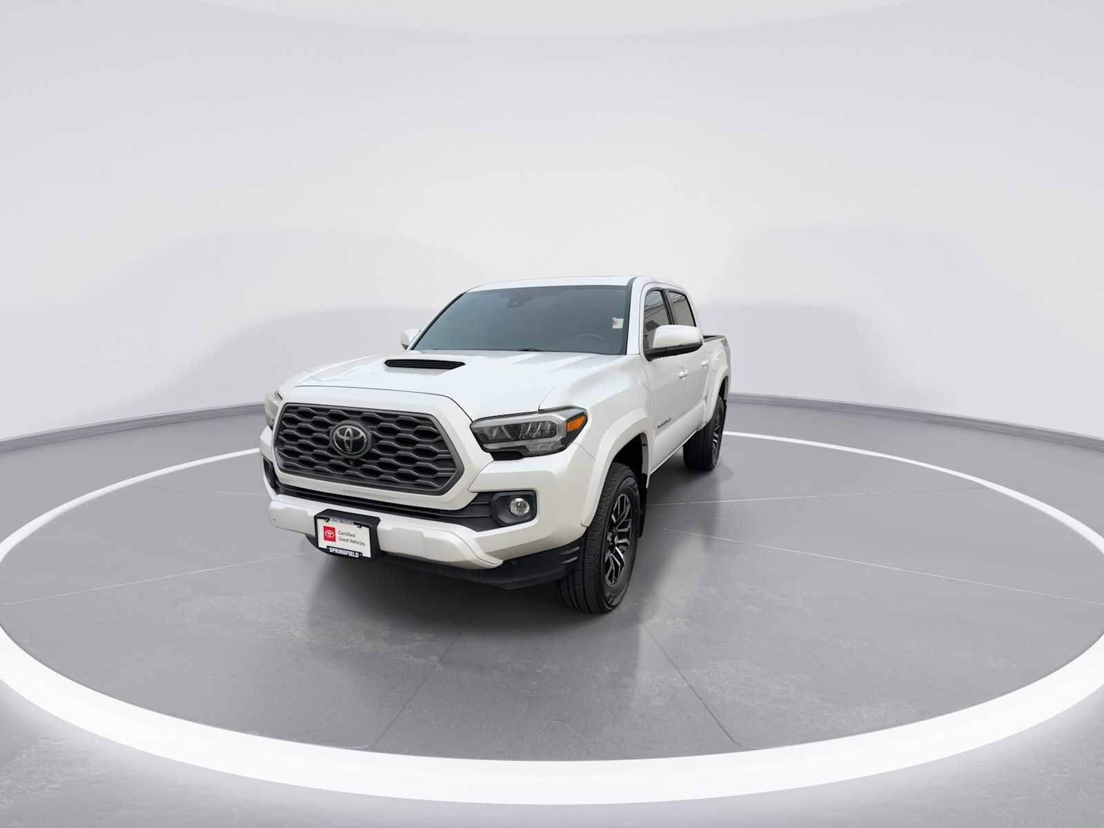 2021 Toyota Tacoma TRD Sport V6 photo 3