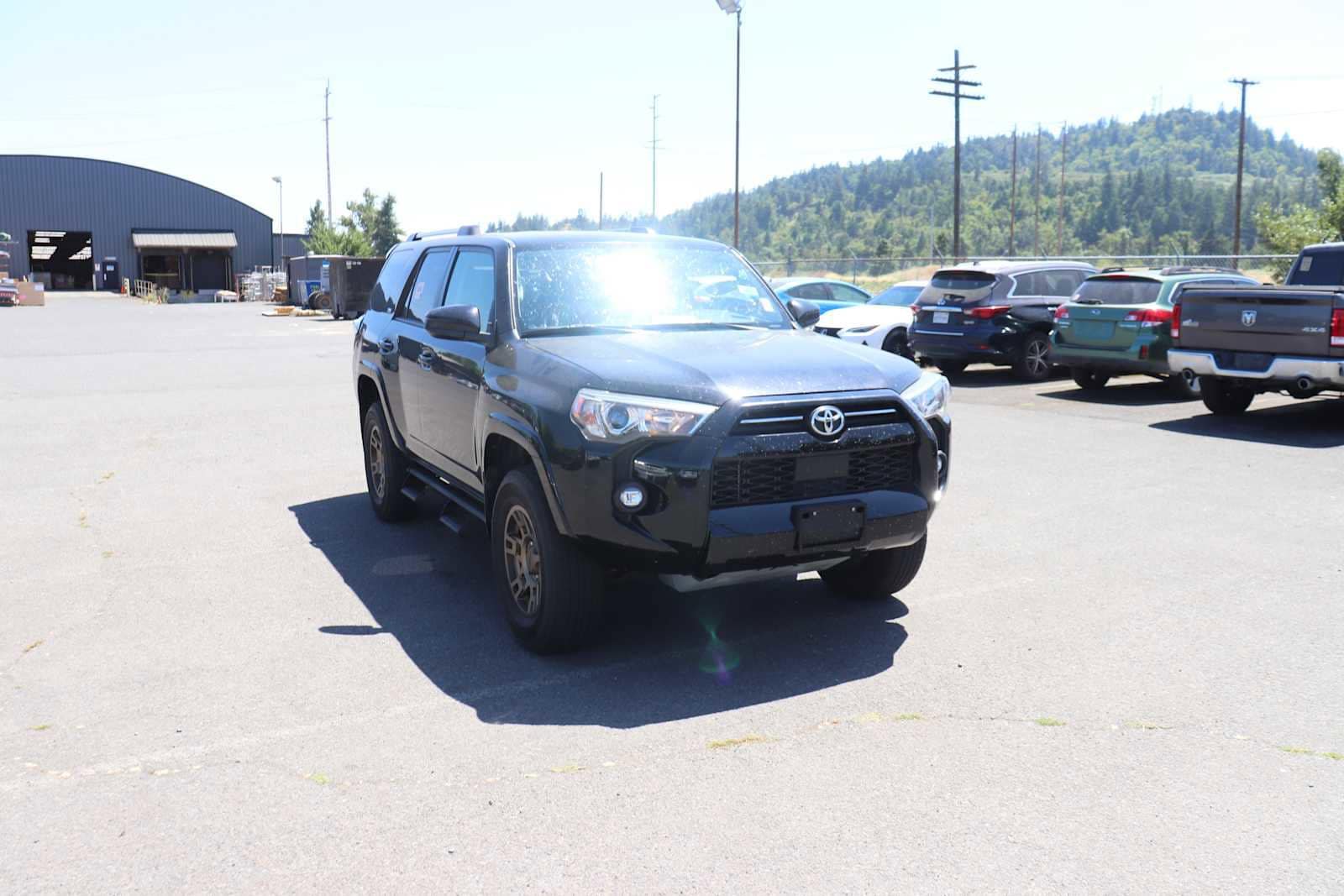 Thumbnail: 2022 Toyota 4Runner - 3