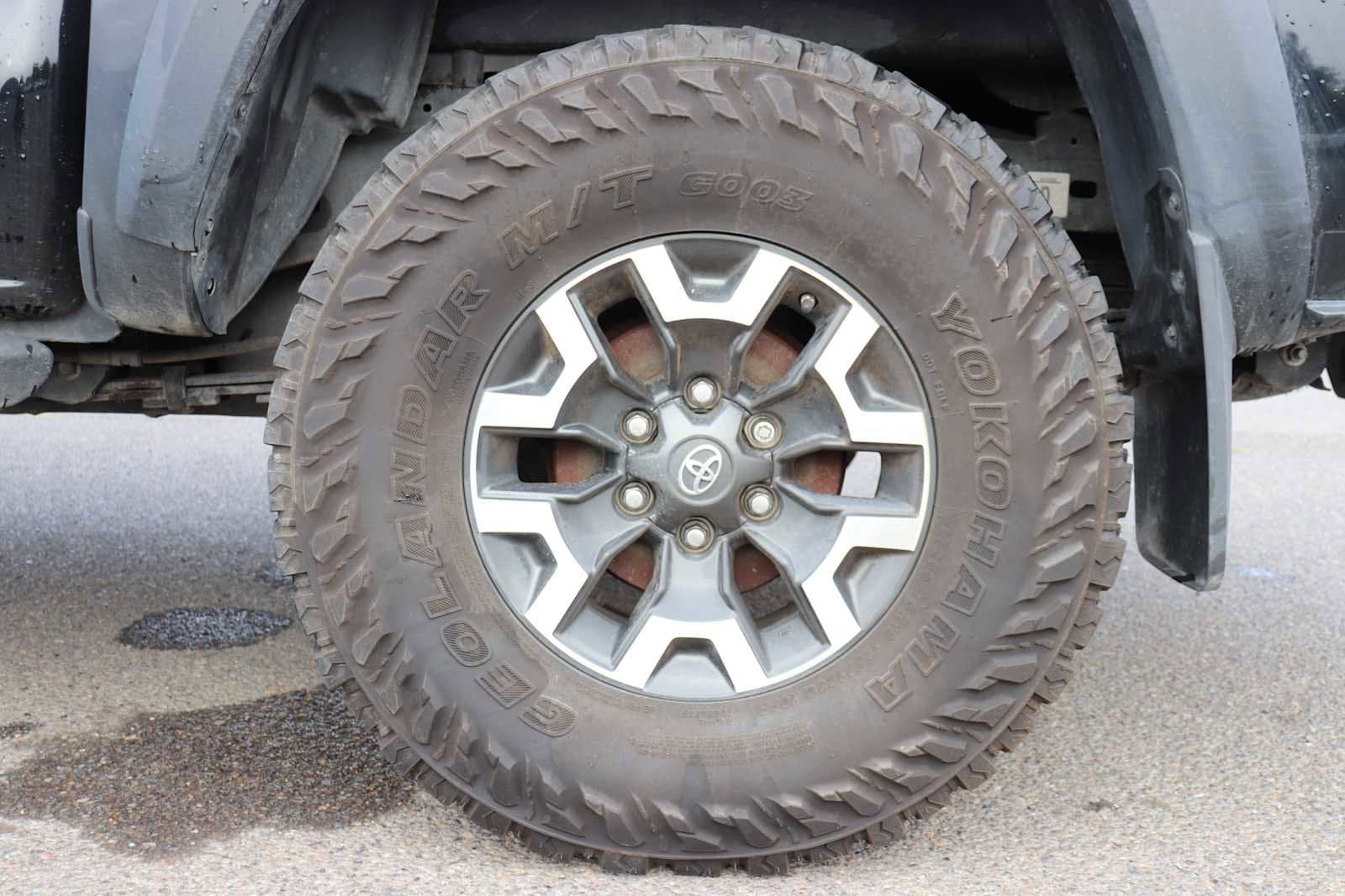 Thumbnail: 2020 Toyota Tacoma - 9