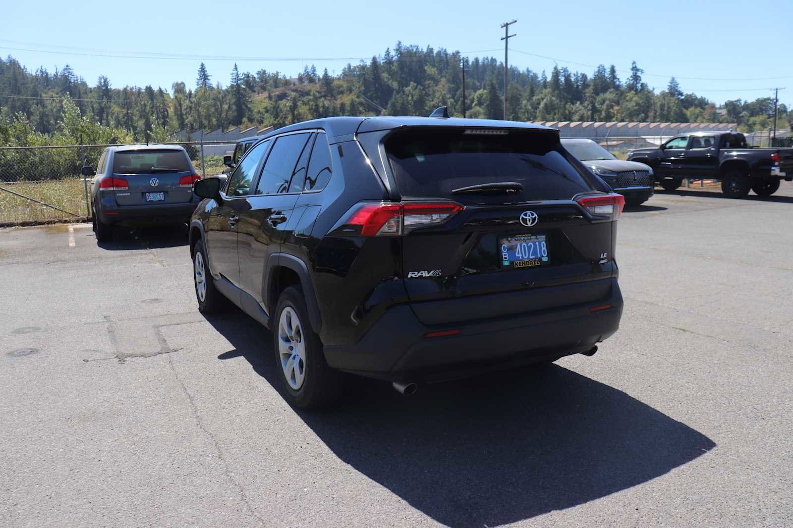 Thumbnail: 2022 Toyota RAV4 - 7