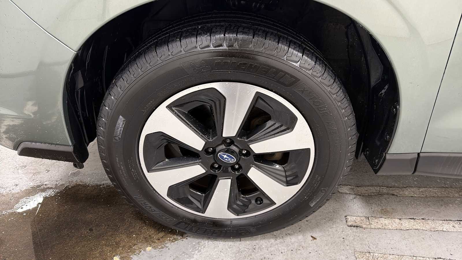 Thumbnail: 2017 Subaru Forester - 9