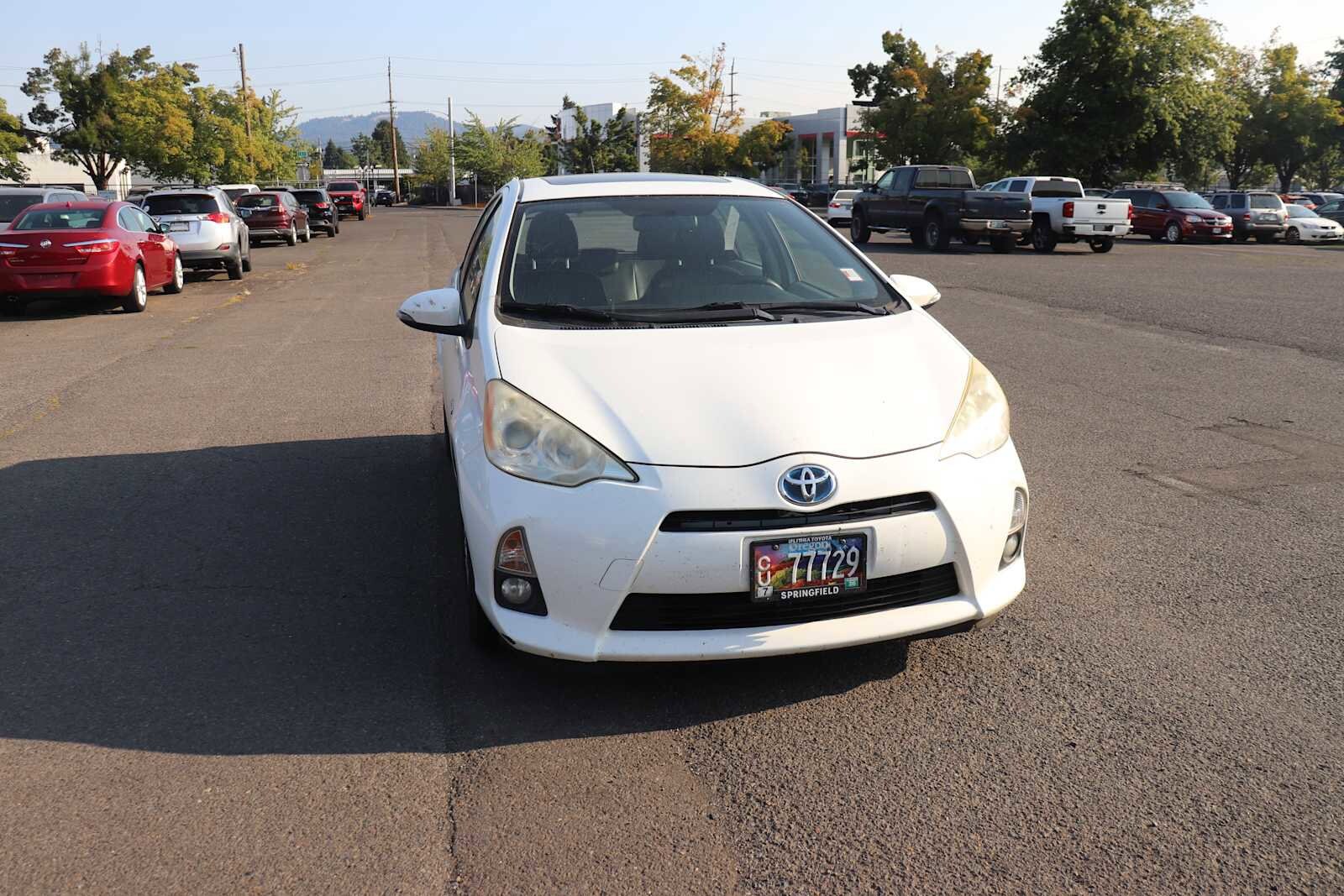 2012 Toyota Prius C Four photo 3