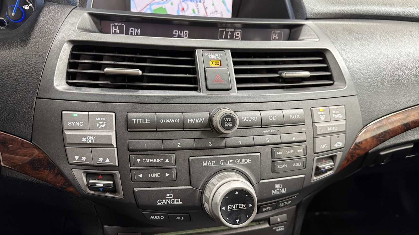 Thumbnail: 2011 Honda Accord Crosstour - 21